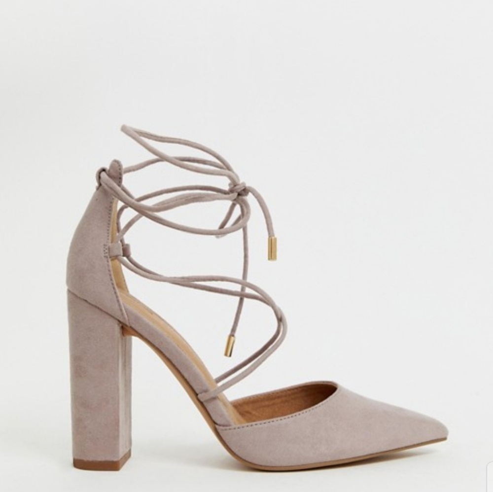 Pointed toe heels - Picture 4 of 4